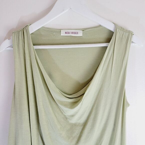 Quality Local Slow Fashion Designer Nicole Bridger Light Sage Green Top - Picture 1 of 6